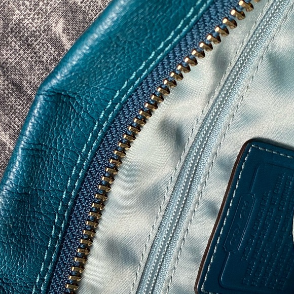 COACH - Pebbled Leather Purse - Picture 4 of 5